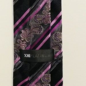 XMI Platinum Tie